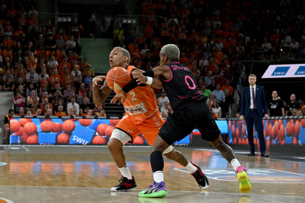 但反观本赛 但反观本赛